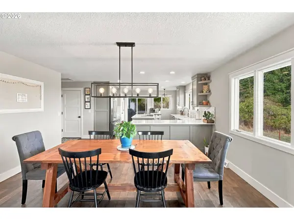 32698 SW LADD HILL RD, Wilsonville, OR 97070