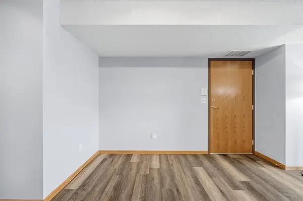3110 Wilson Ave SW #5, Cedar Rapids, IA 52404