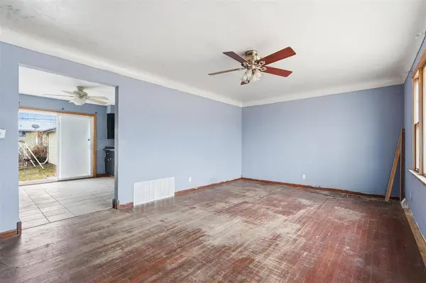 131 Red Wing Rd SW, Cedar Rapids, IA 52405