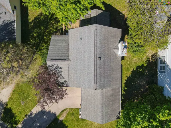 26 CROSSBRIDGE COURT, Madison, WI 53717-1602
