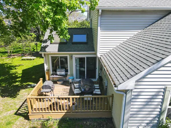 26 CROSSBRIDGE COURT, Madison, WI 53717-1602