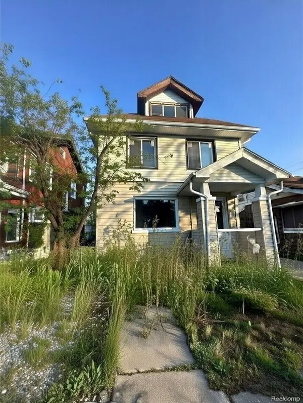 MarvinMovesMI.com Distressed Properties