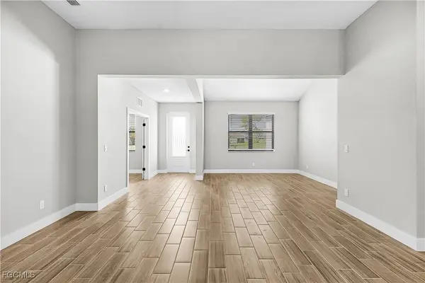 2705 SW 4th AVE, Cape Coral, FL 33914