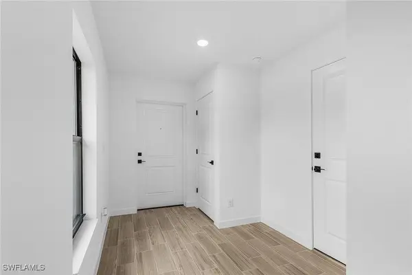 2434 NW 9th TER, Cape Coral, FL 33993