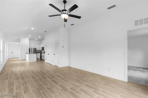 2434 NW 9th TER, Cape Coral, FL 33993