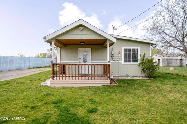 1622 S 14th St, Yakima, WA 98901