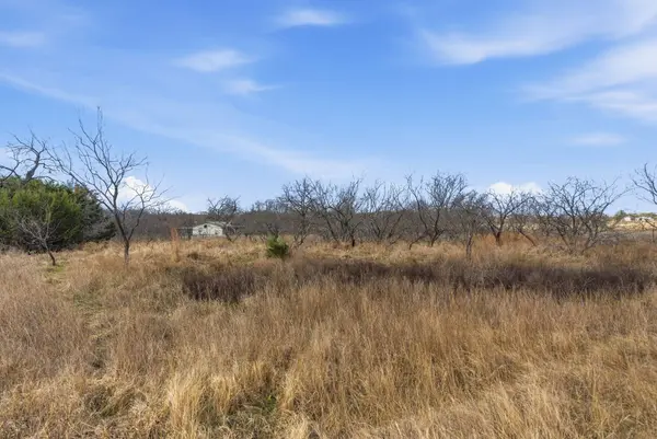 8005 Contrary Creek RD, Granbury, TX 76048