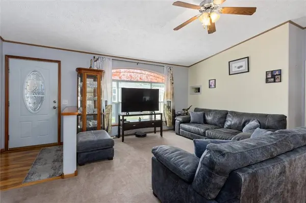 3909 S Tanager LN, Billings, MT 59102
