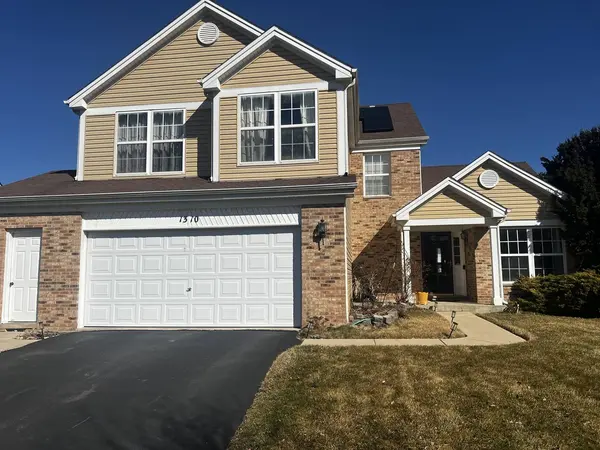 1310 York DR, Carpentersville, IL 60110