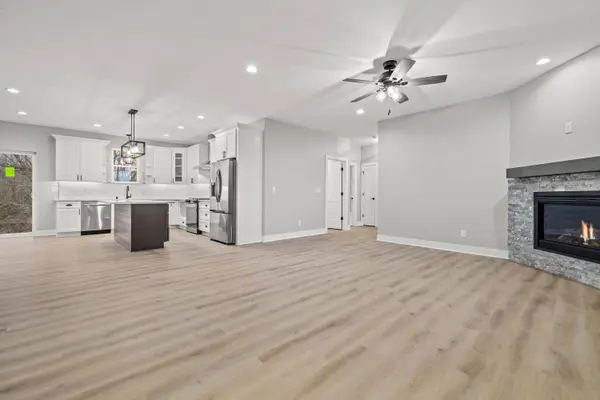 12212 Sheridan Rd, Pleasant Prairie, WI 53158