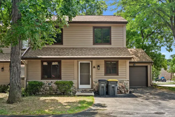 1335 Hickory A Dr