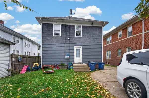1844 Taylor Ave, Racine, WI 53403