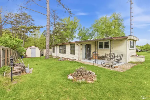 12337 Laird Road, Brooklyn, MI 49230
