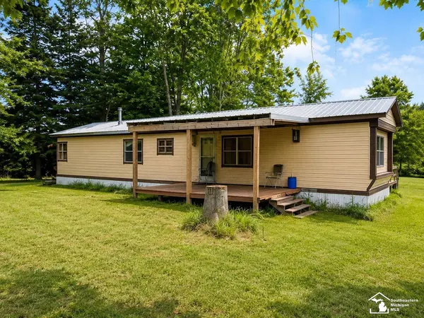13881 Airport Road, Atlanta, MI 49709