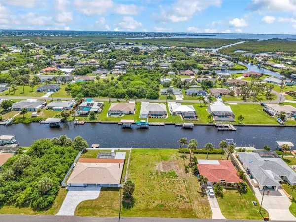 4366 WYNKOOP CIR, Port Charlotte, FL 33948