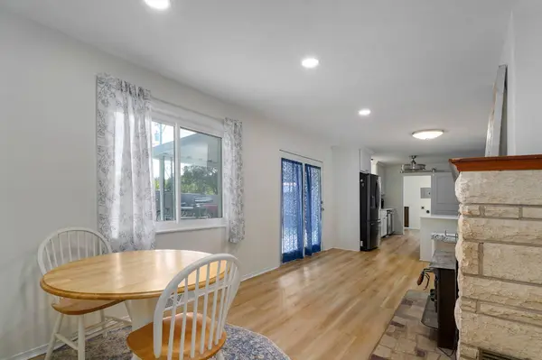 316 W Charles ST, Republic, MO 65738