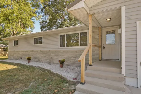316 W Charles ST, Republic, MO 65738