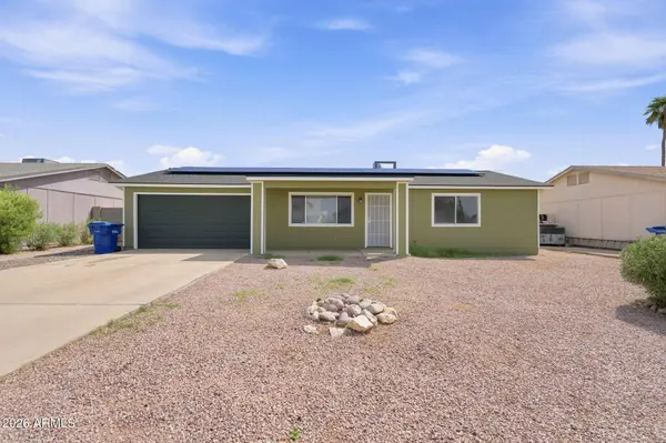 1126 W AUBURN Drive