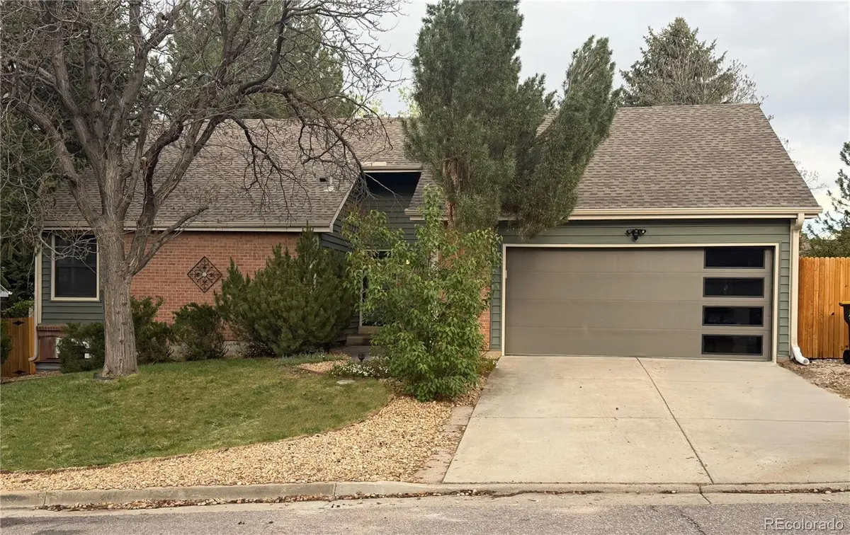 8176 S Newport Way, Centennial, CO 80112-3106