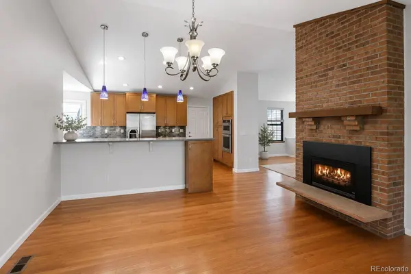 8176 S Newport Way, Centennial, CO 80112-3106