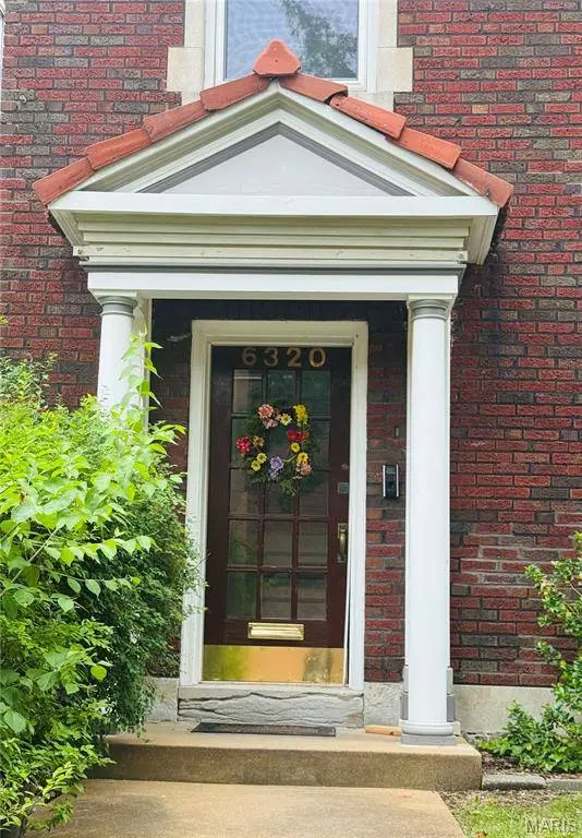 6320 Northwood AVE #3, Clayton, MO 63105