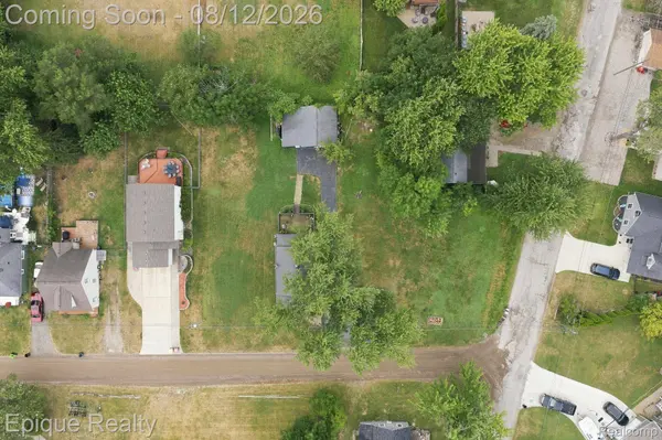 4860 Lakeview AVE, West Bloomfield Charter Township, MI 48324
