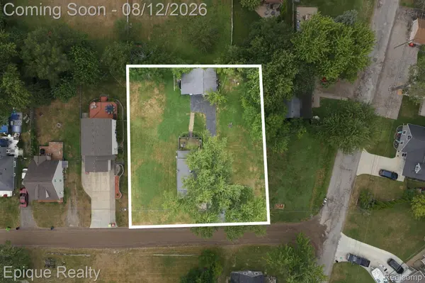4860 Lakeview AVE, West Bloomfield Charter Township, MI 48324