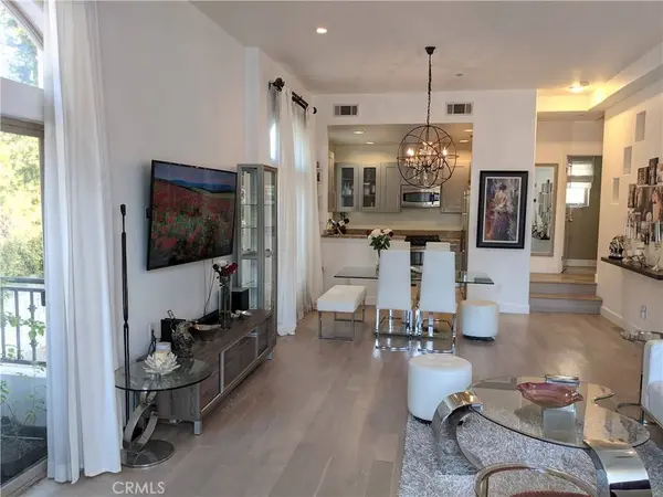 13260 Landale ST, Sherman Oaks, CA 91423