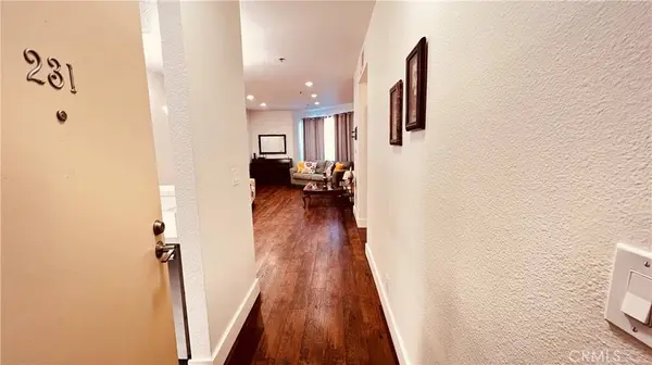 19350 Sherman WAY #231, Reseda, CA 91335