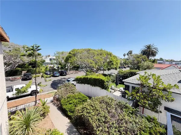 1808 10th ST #D, Santa Monica, CA 90404