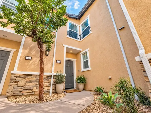 16710 Nicklaus DR #70, Sylmar, CA 91342