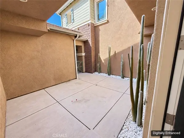 16707 Nicklaus DR #34, Sylmar, CA 91342