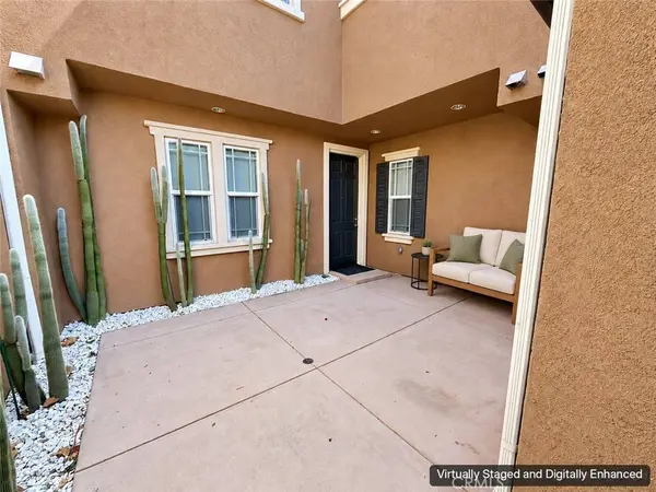 16707 Nicklaus DR #34, Sylmar, CA 91342