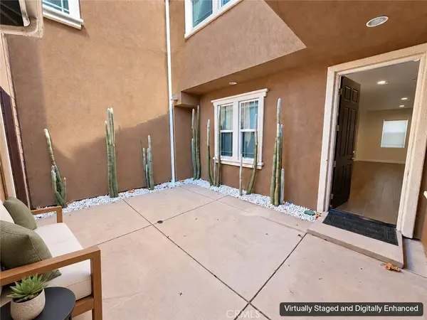 16707 Nicklaus DR #34, Sylmar, CA 91342