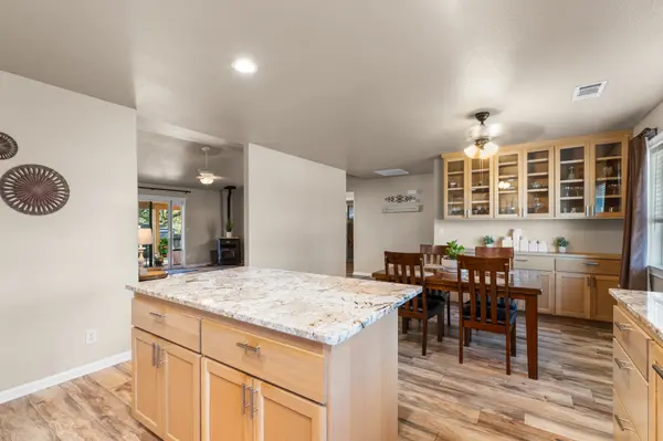 22525 River View Dr, Cottonwood, CA 96022-7779