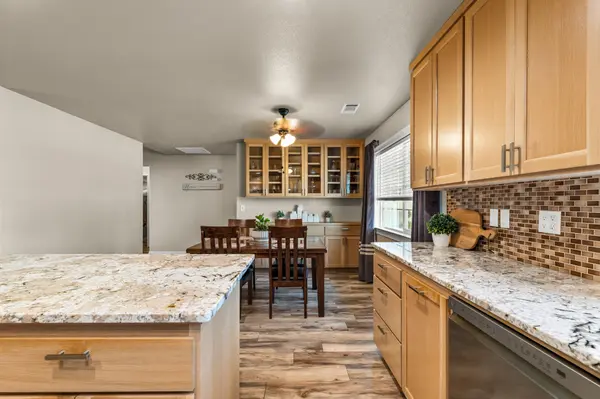 22525 River View Dr, Cottonwood, CA 96022-7779