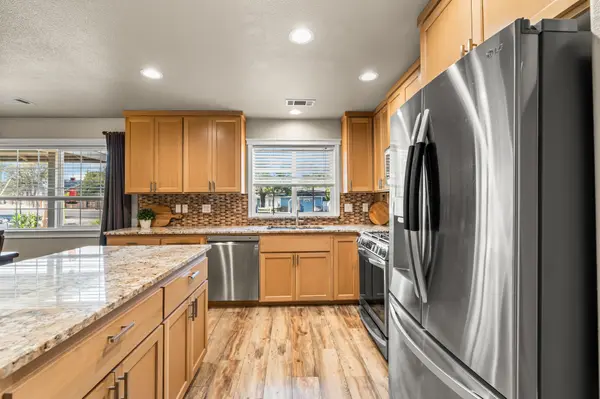 22525 River View Dr, Cottonwood, CA 96022-7779