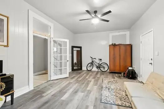 1635 Frenchmen St, New Orleans, LA 70116-1227