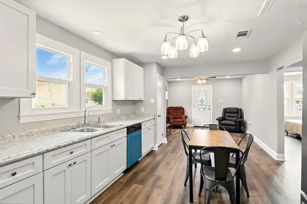 434 Farrington Dr, Marrero, LA 70072-2217