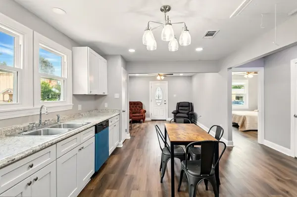 434 Farrington Dr, Marrero, LA 70072-2217