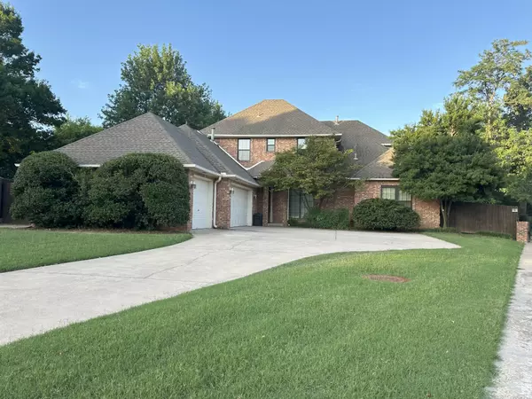 Norman, OK 73072-9747,4204 Upper Lake Dr