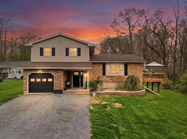 58 Lillian Ln, Bangor, PA 18013-5301