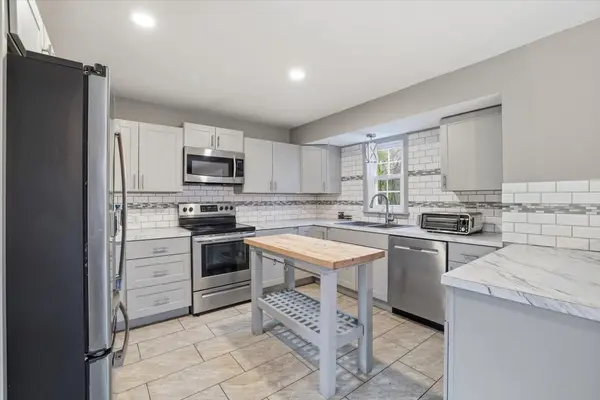 58 Lillian Ln, Bangor, PA 18013-5301