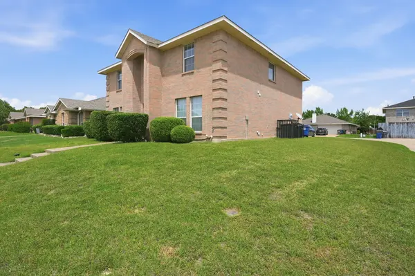 1308 Arbordale Ct, Lancaster, TX 75134-4166