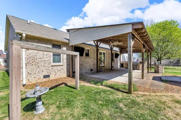 1649 Witt Hill Dr, Spring Hill, TN 37174