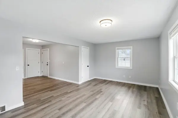 621 Monroe ST S, Shakopee, MN 55379