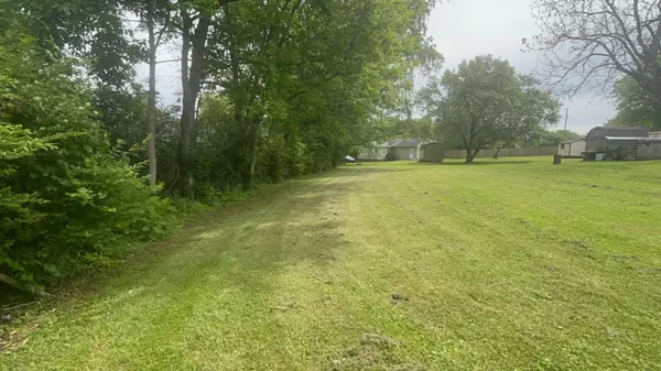 112 Center St, Old Hickory, TN 37138