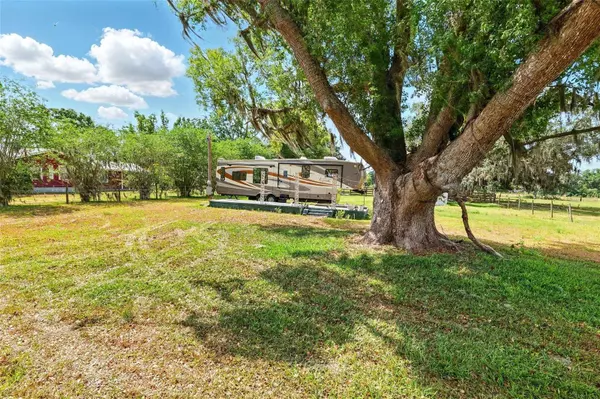 3535 E KEYSVILLE RD, Lithia, FL 33547