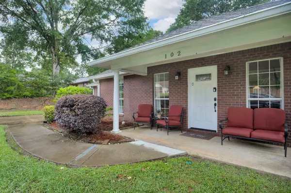 102 Howard Dr., Hattiesburg, MS 39402