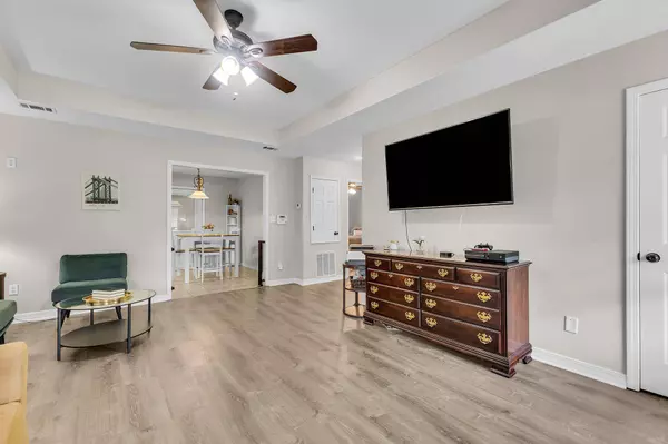 102 Howard Dr., Hattiesburg, MS 39402